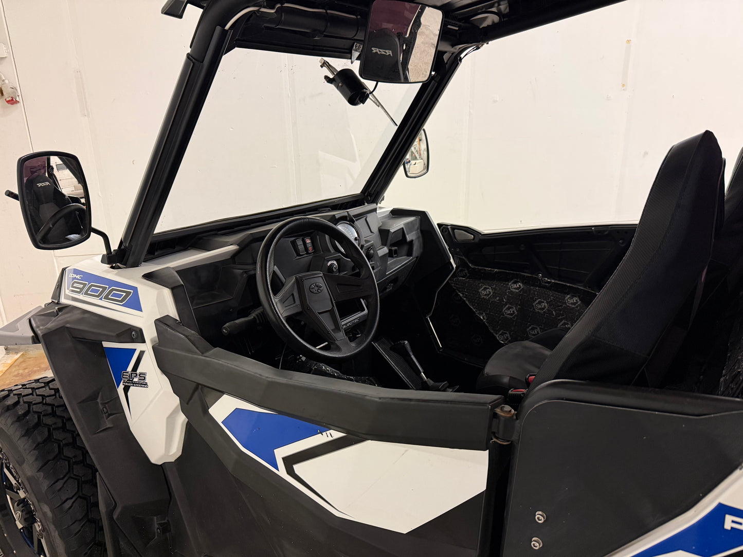 Polaris RZR 900s