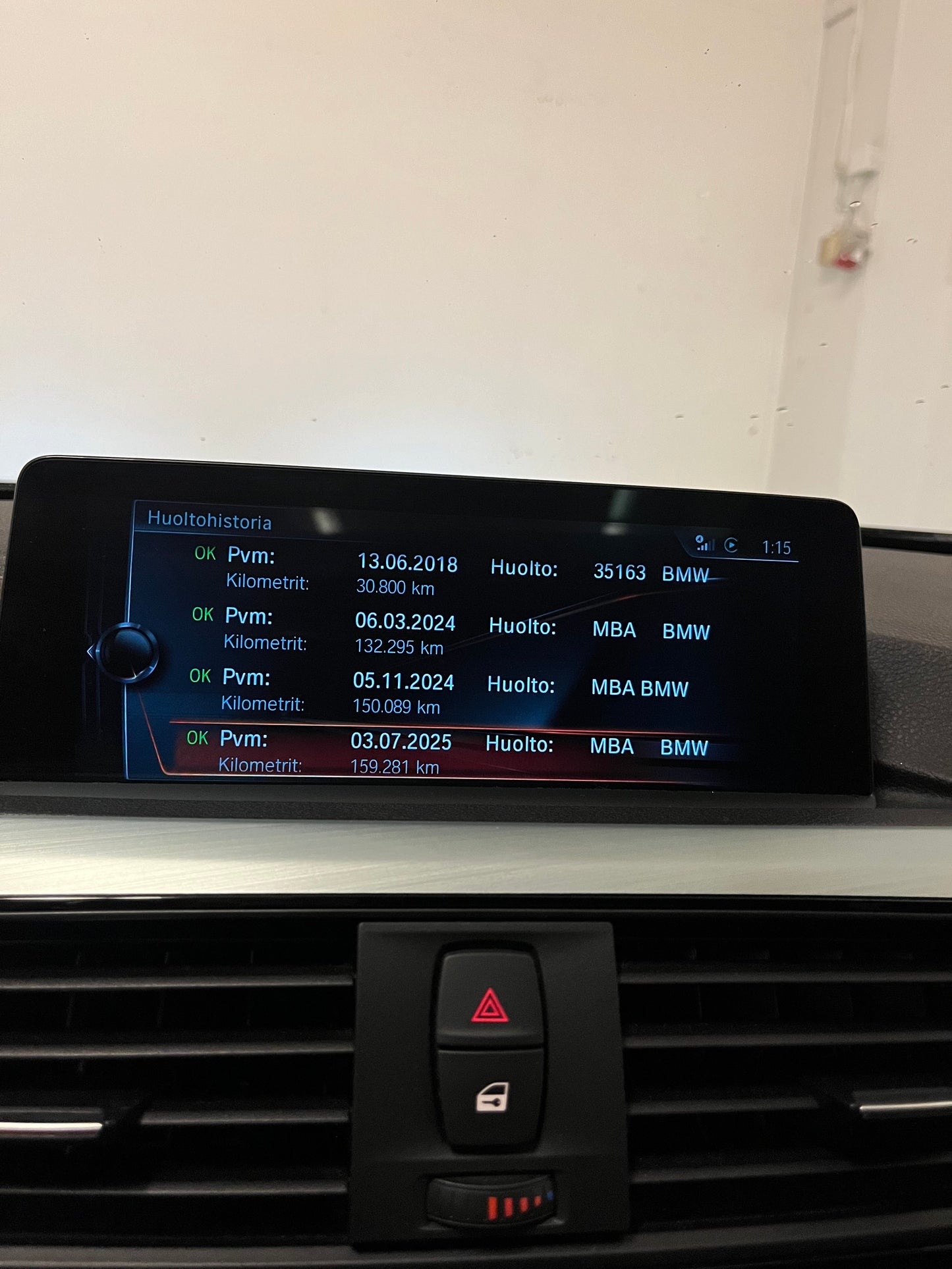 BMW 330e