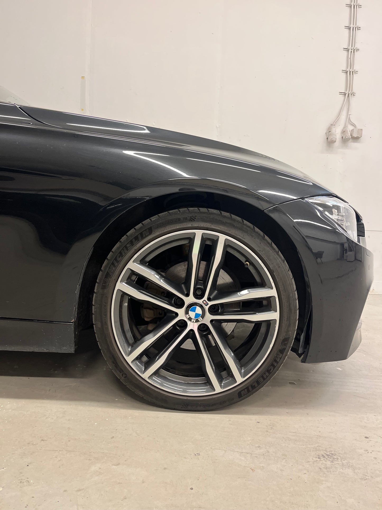 BMW 330e