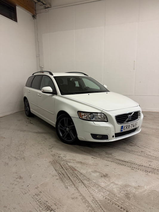 Volvo V50