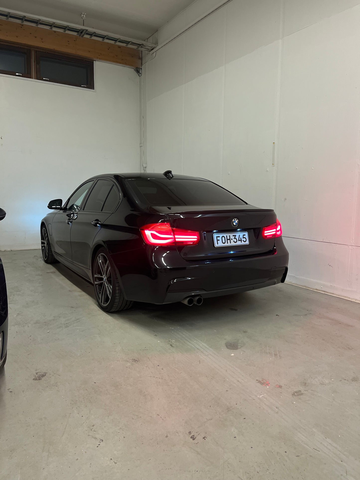 BMW 330e