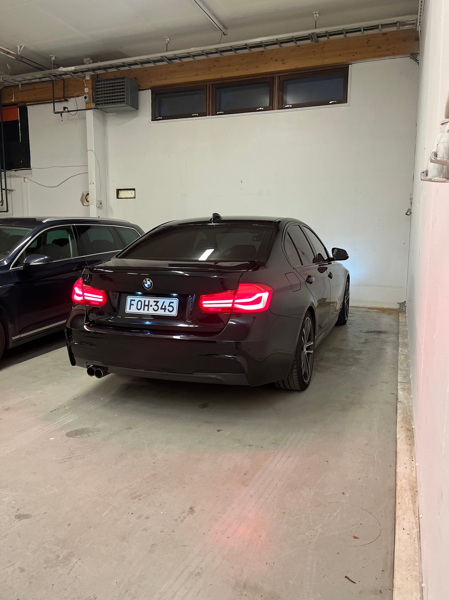 BMW 330e