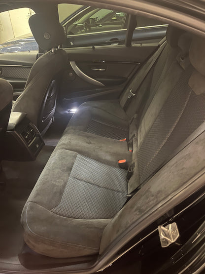 BMW 330e