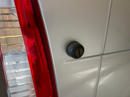 Nissan NV400