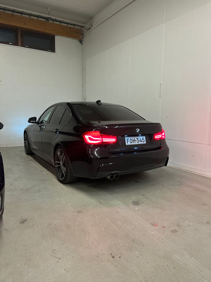 BMW 330e