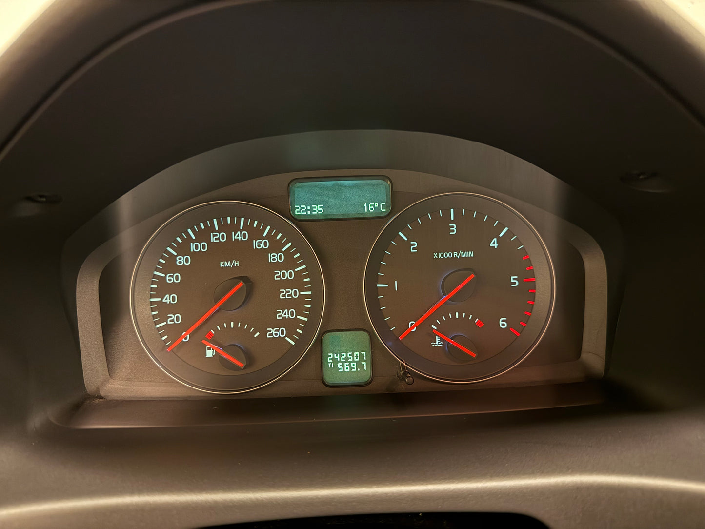 Volvo V50