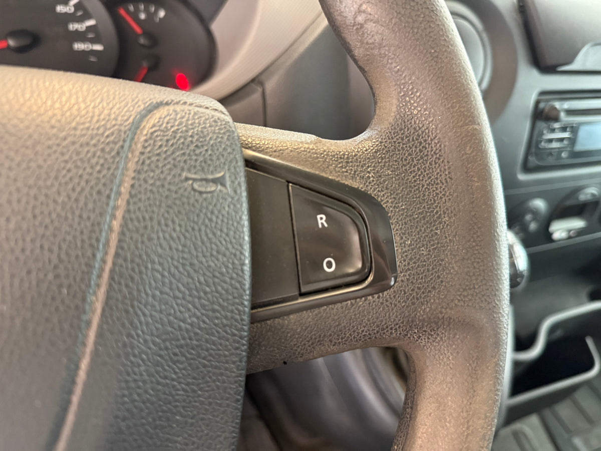 Nissan NV400